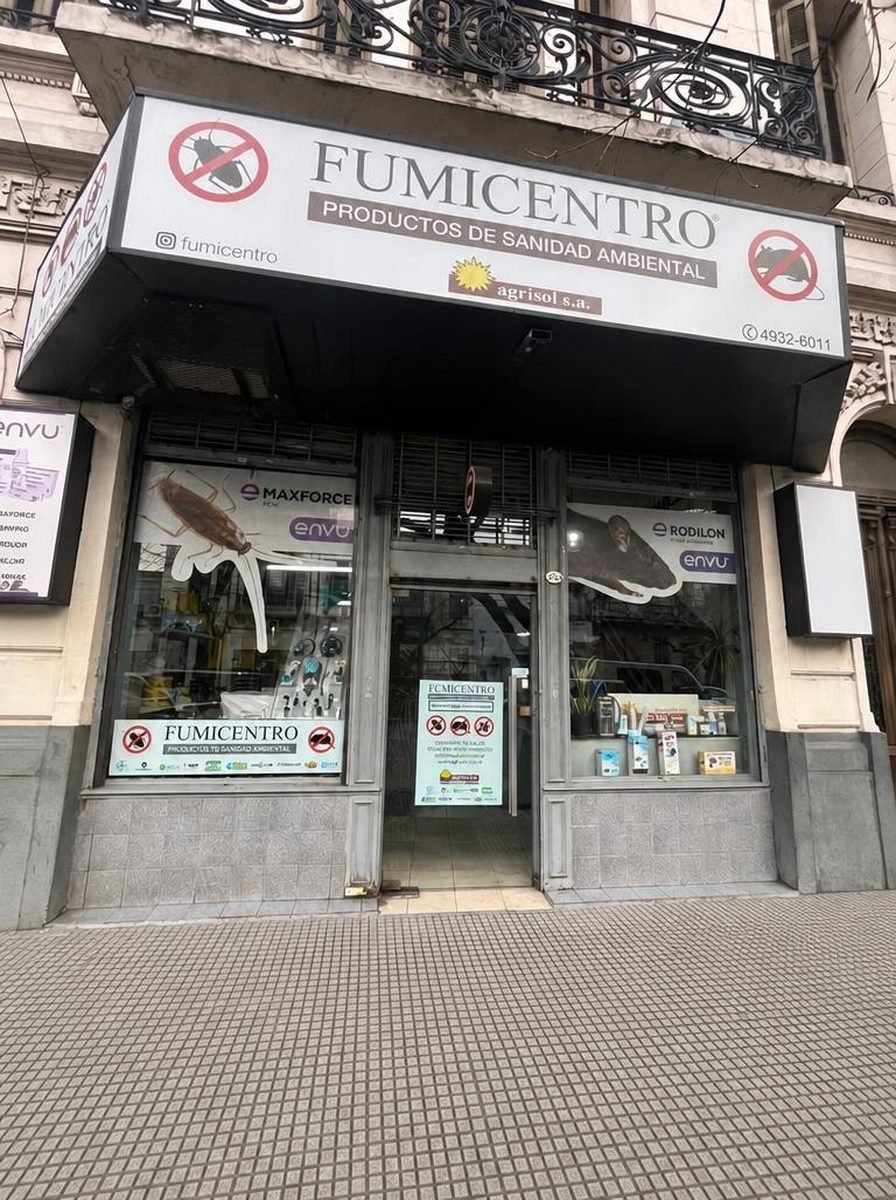 Local de Agrisol · Fumicentro en Av. Independencia 2944, San Cristóbal, CABA